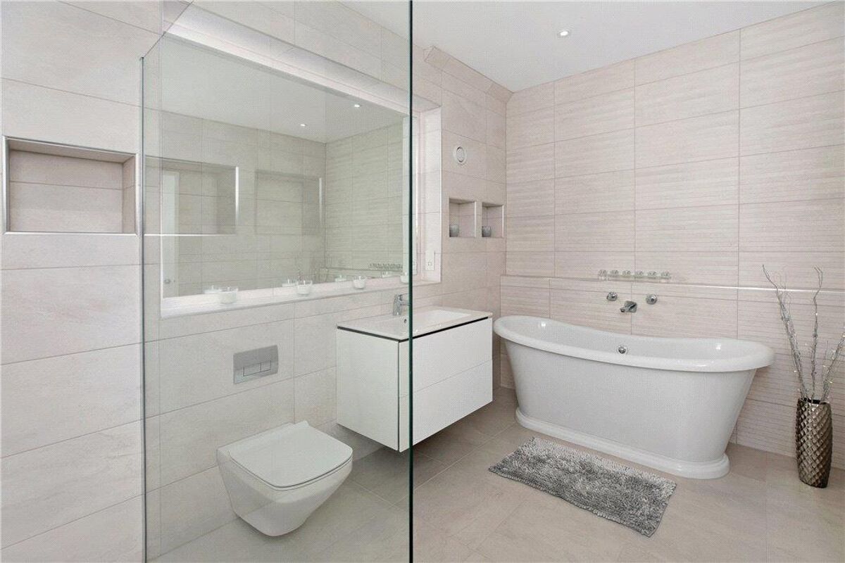 house for sale in Pennsylvania Road, Exeter, Devon, EX4 EXE190410