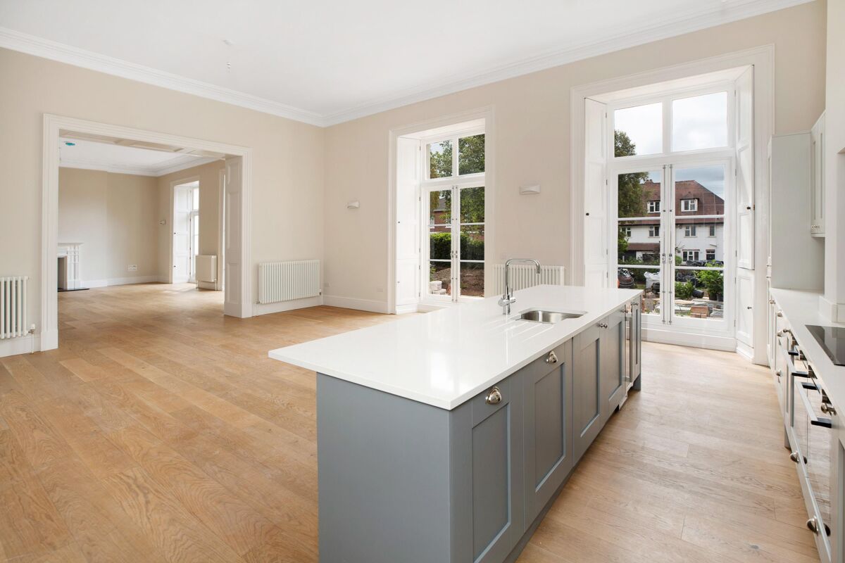 flat for sale in Wynlaton House, St Margaret's Residences, 147 Magdalen