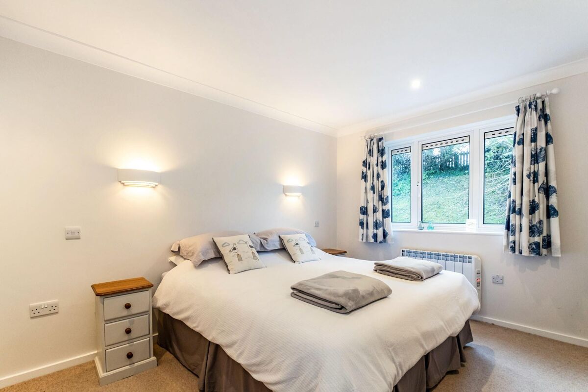 Immobilien zum Kauf Trevose Lodge, Constantine Bay, Padstow, Cornwall, PL28 Knight Frank