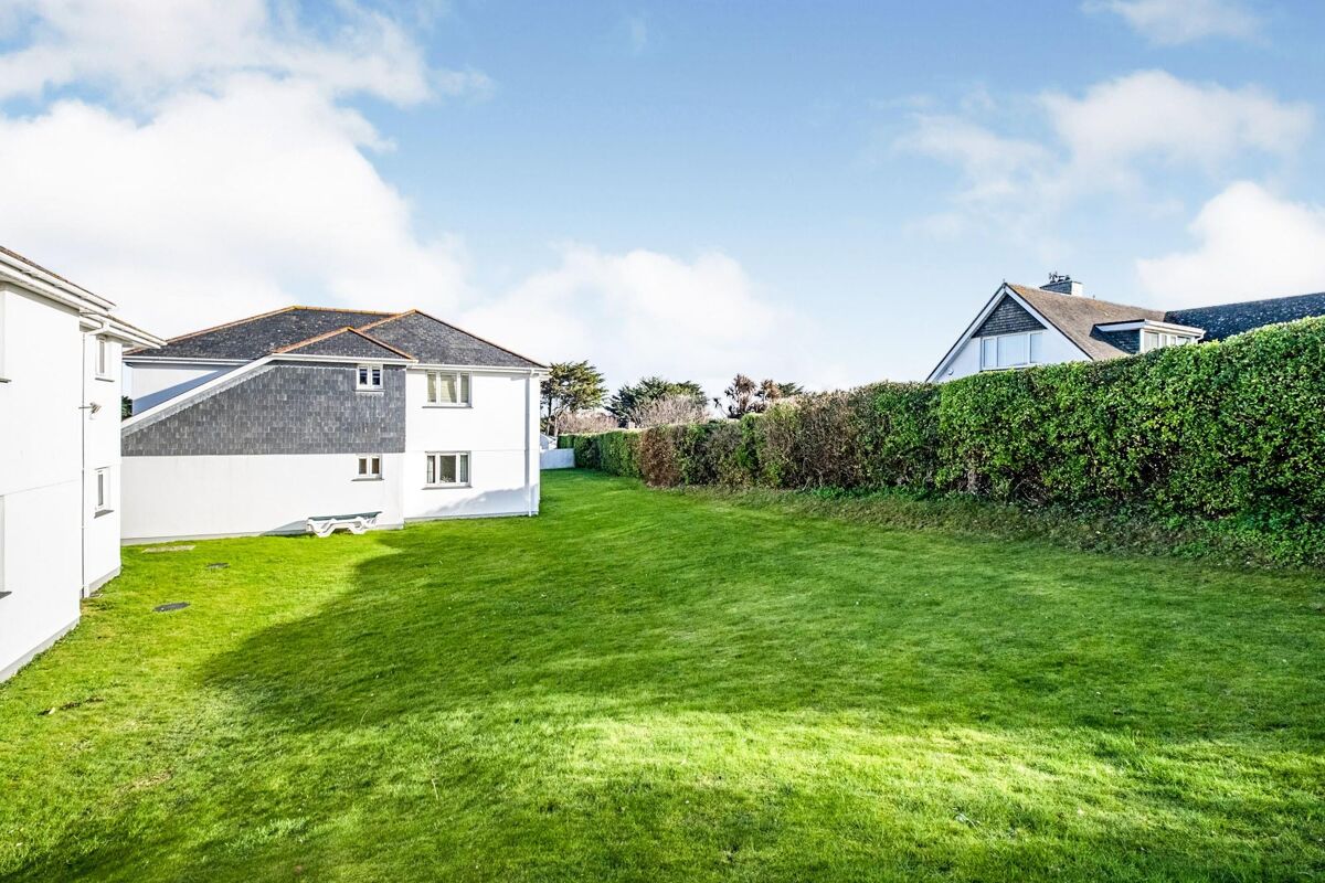 Immobilien zum Kauf Trevose Lodge, Constantine Bay, Padstow, Cornwall, PL28 Knight Frank