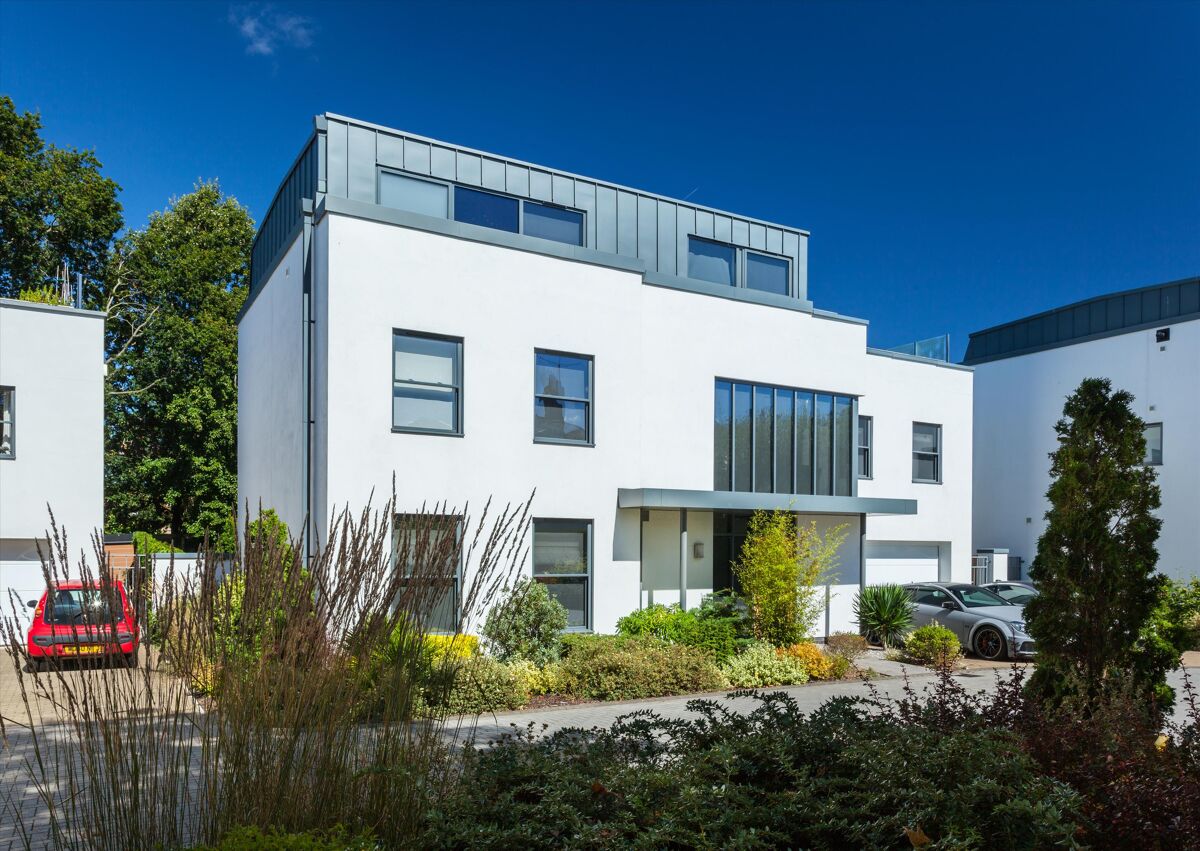 house for sale in The Lyndons, Lyndhurst Road, Exeter, Devon, EX2