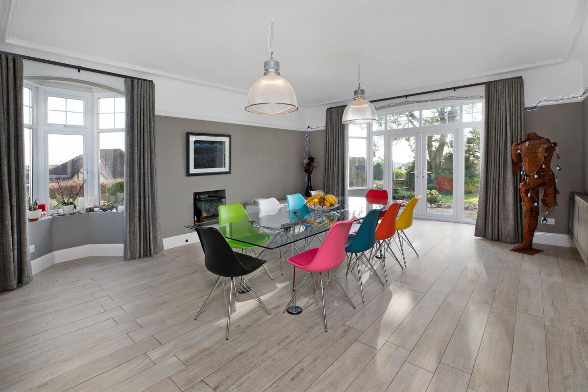 house for sale in Merrion Avenue, Exmouth, Devon, EX8 EXE200040