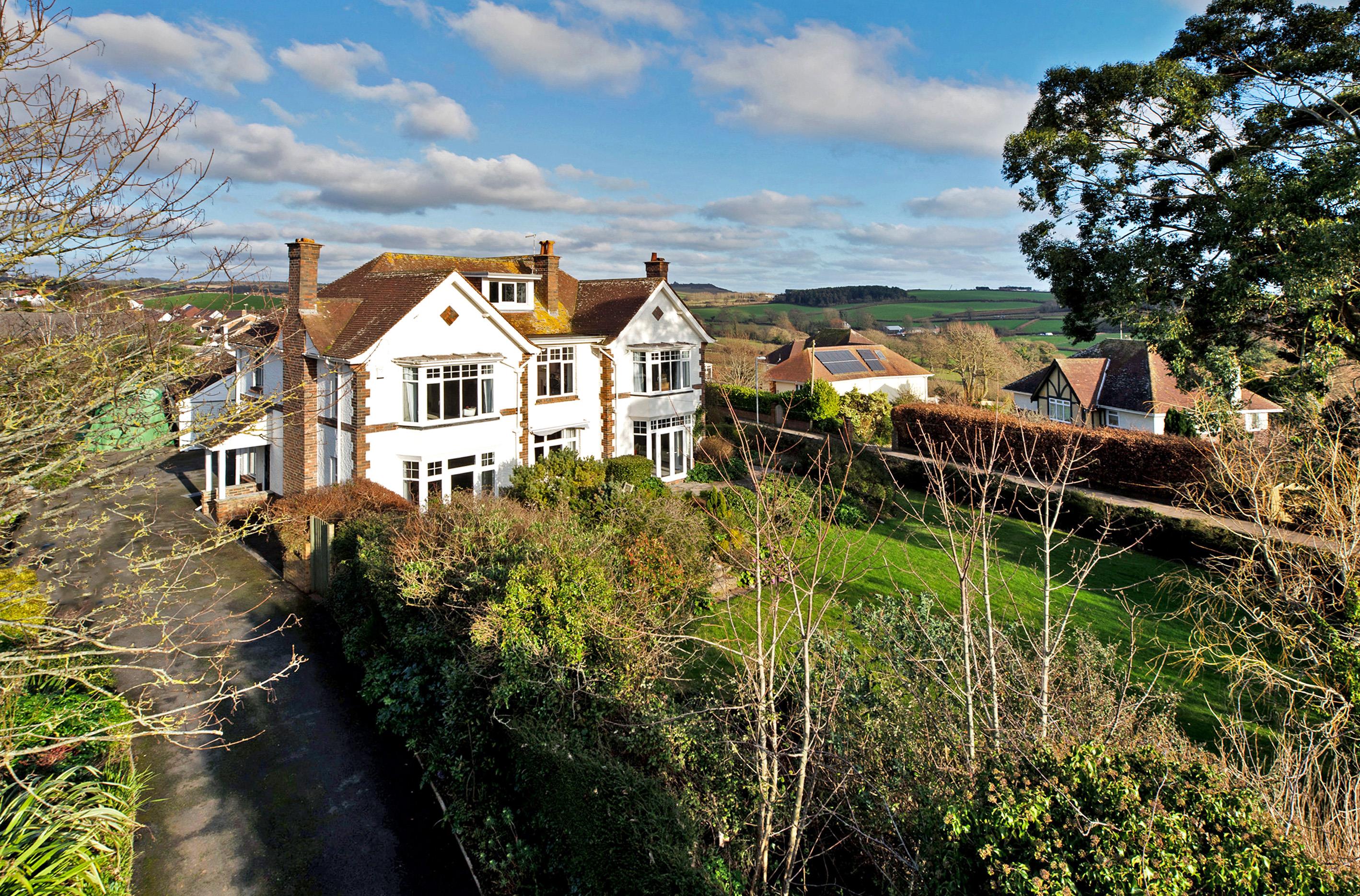 house for sale in Merrion Avenue, Exmouth, Devon, EX8 EXE200040