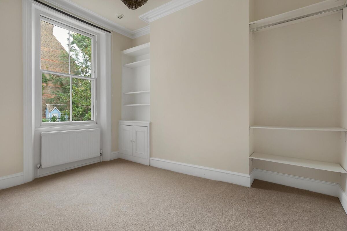 house for sale in Britannia Road, Fulham, SW6 FLH012002270 Knight Frank