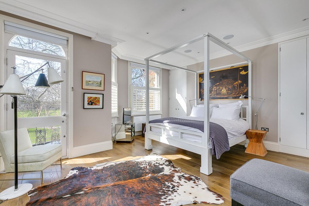 house for sale in Musgrave Crescent, London, SW6 FLH012013866