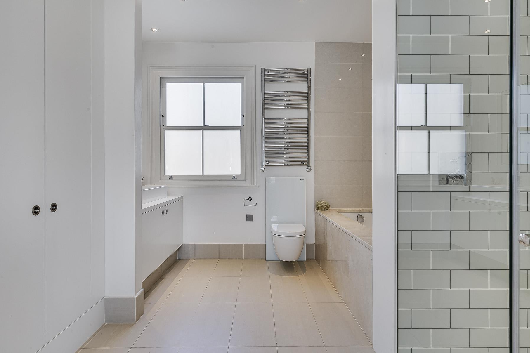 house for sale in Musgrave Crescent, London, SW6 FLH012013866