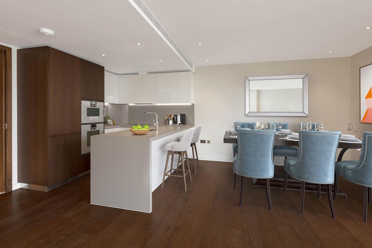 flat for sale in Chelsea Waterfront, London, SW10. FLH012014632