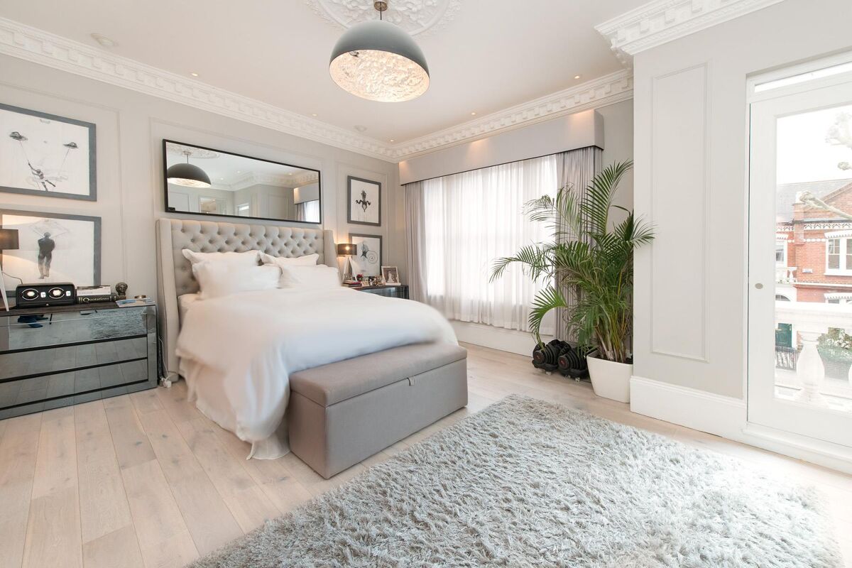 house for sale in Wandsworth Bridge Road, Fulham, London, SW6