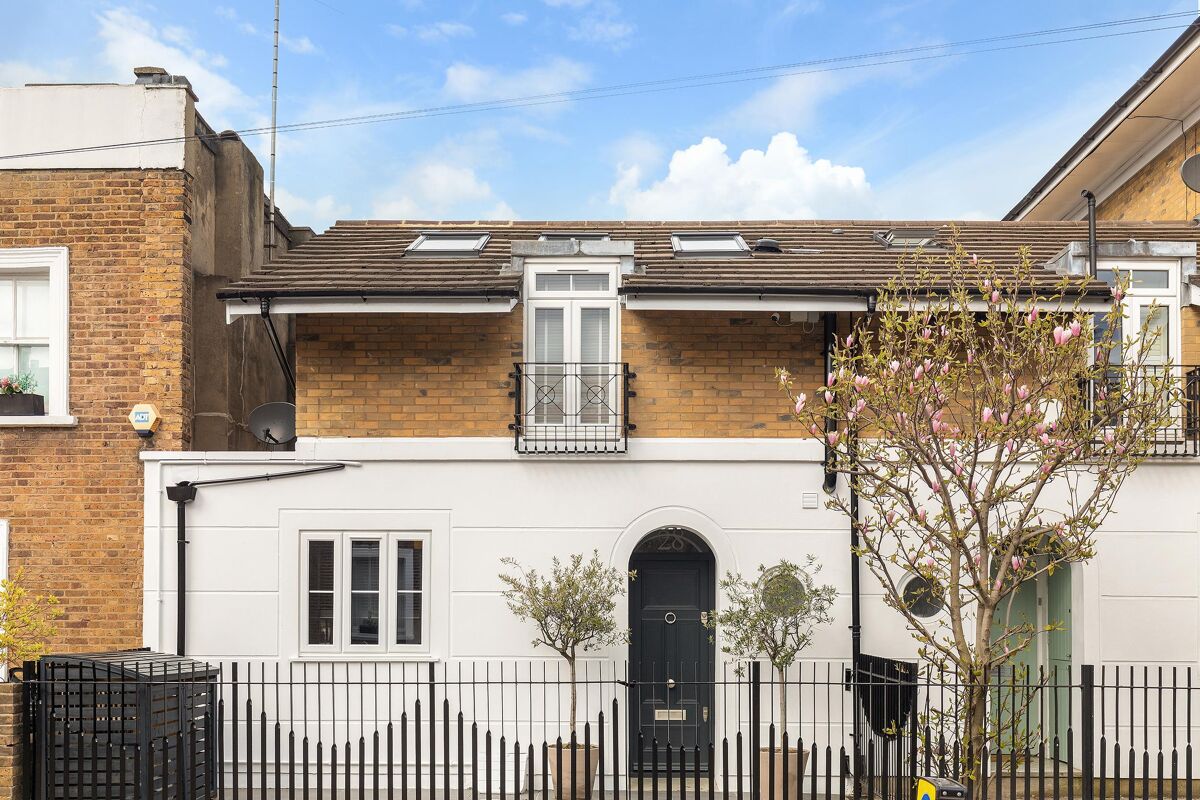 house for sale in Harwood Terrace, Fulham, SW6. FLH012044475 Knight