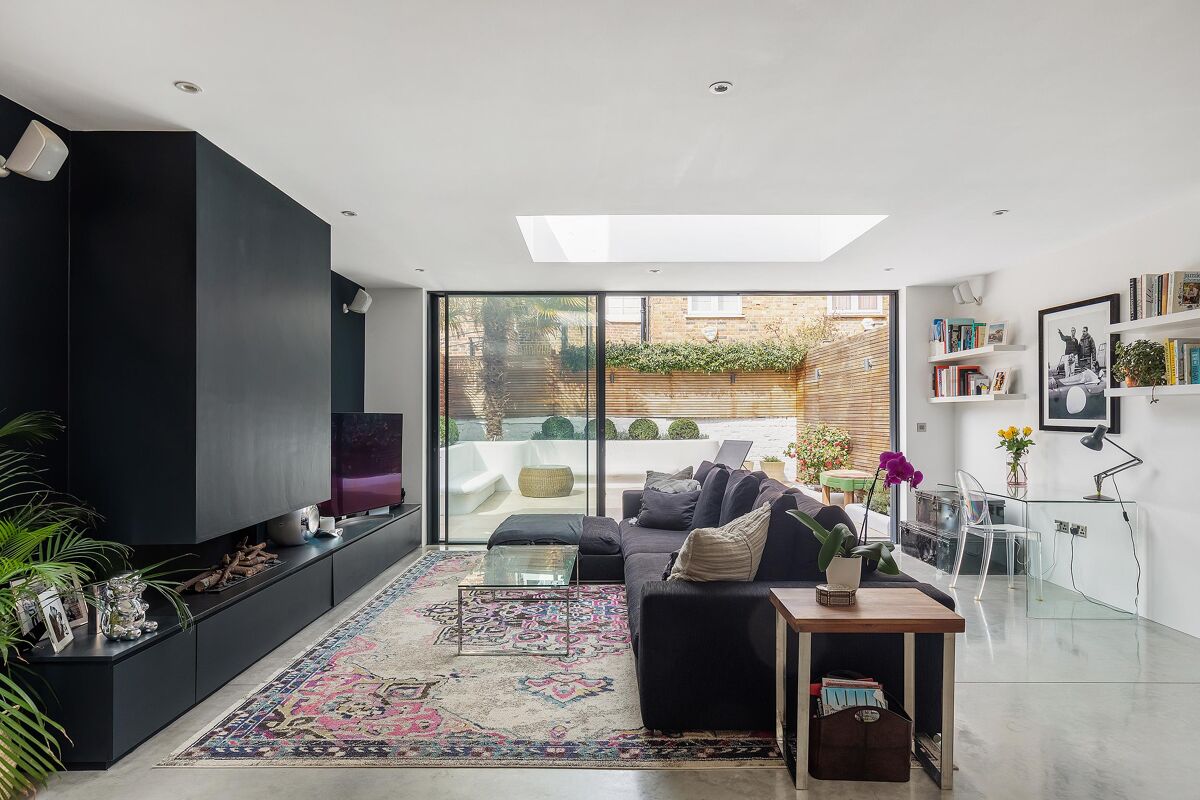 house for sale in Harwood Terrace, Fulham, SW6. FLH012044475 Knight