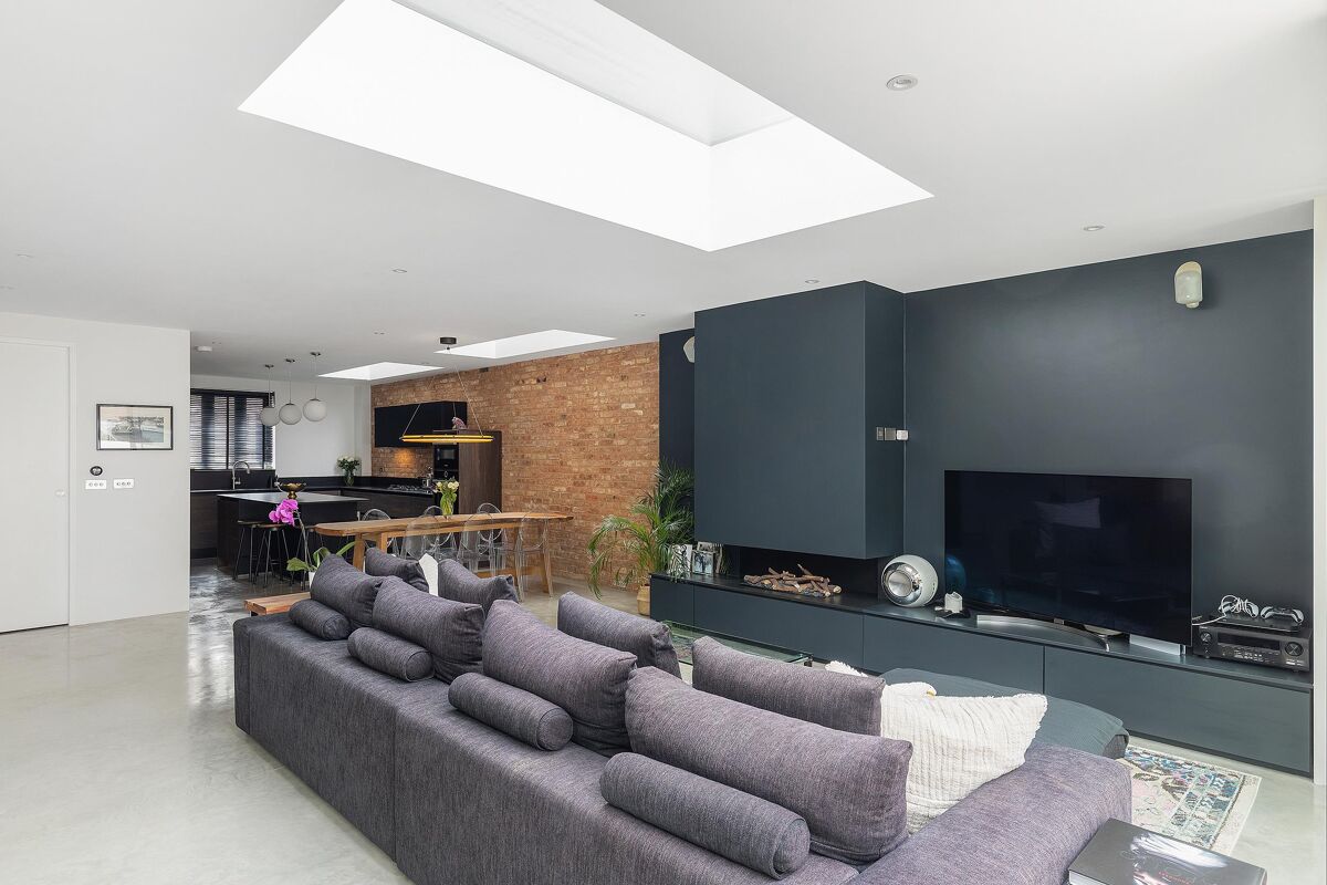 house for sale in Harwood Terrace, Fulham, SW6. FLH012044475 Knight
