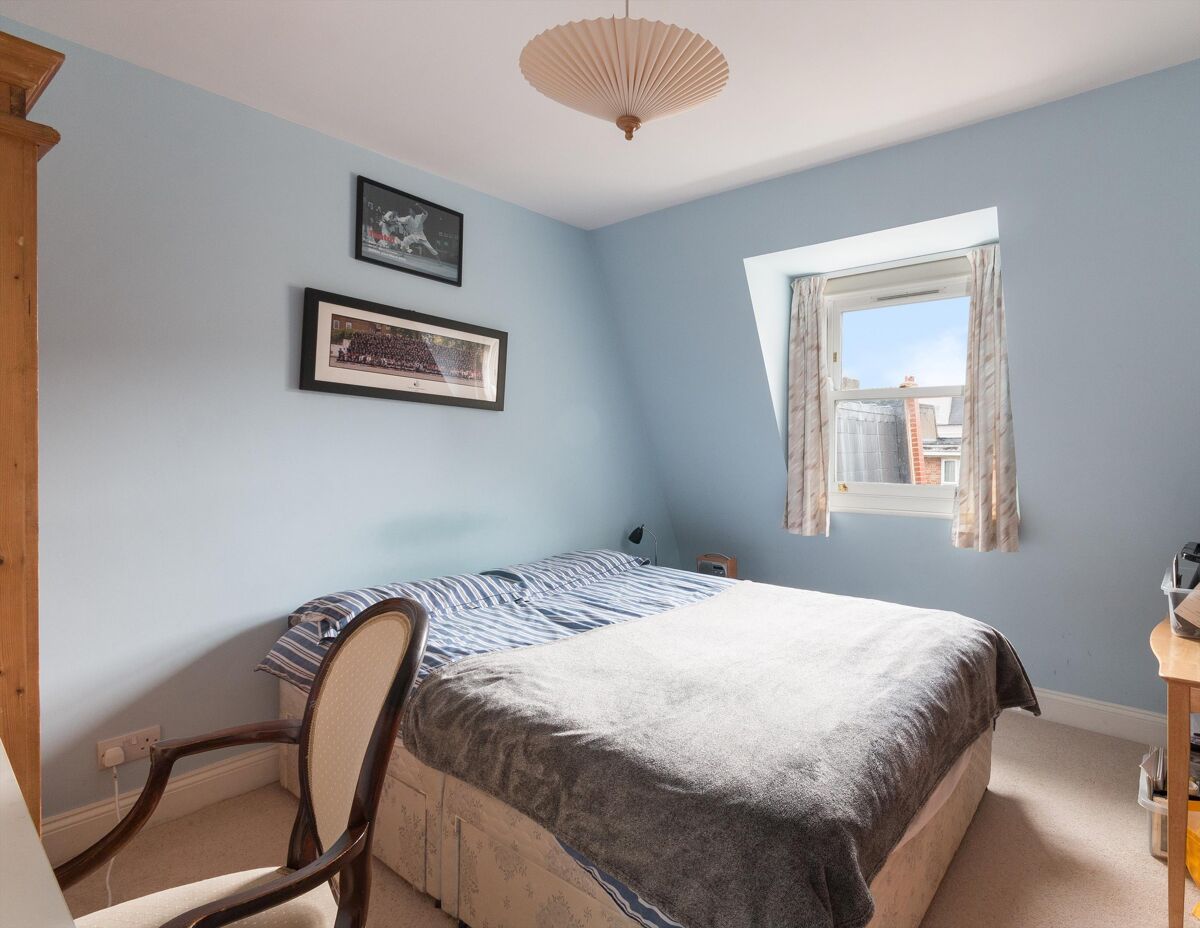 house for sale in Munster Road, Fulham, SW6 FLH012053626 Knight Frank