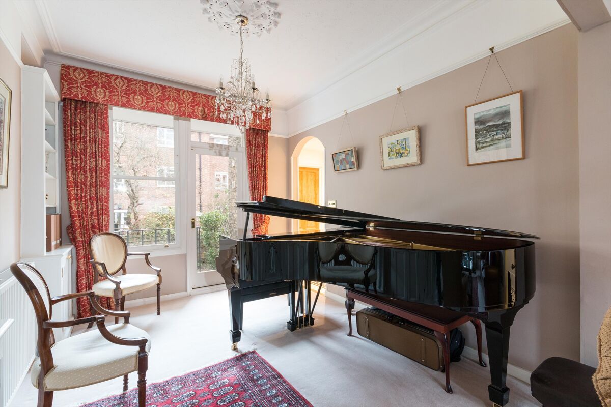 house for sale in Munster Road, Fulham, SW6 FLH012053626 Knight Frank