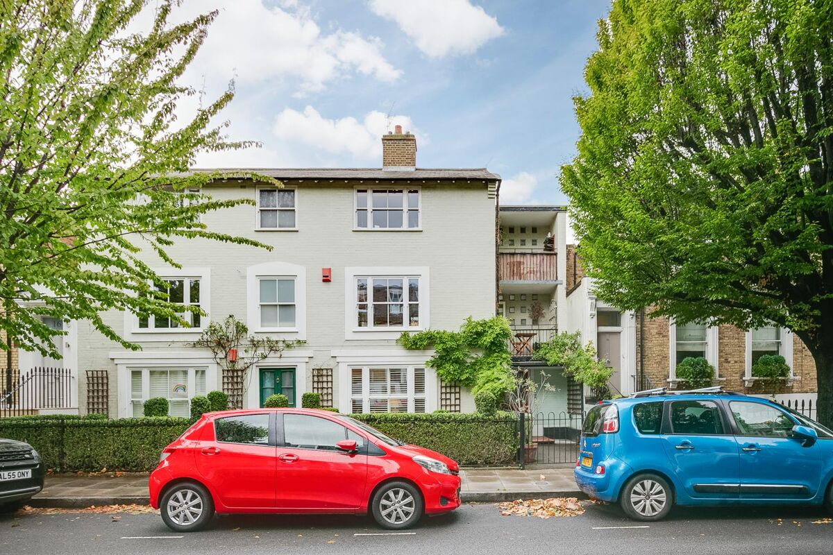 flat for sale in Walham Grove, Fulham, SW6 FLH012064007 Knight Frank