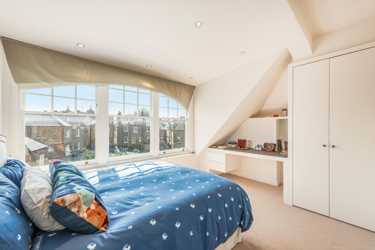 house for sale in Fulham Park Road, Fulham, SW6 FLH012125851 Knight Frank