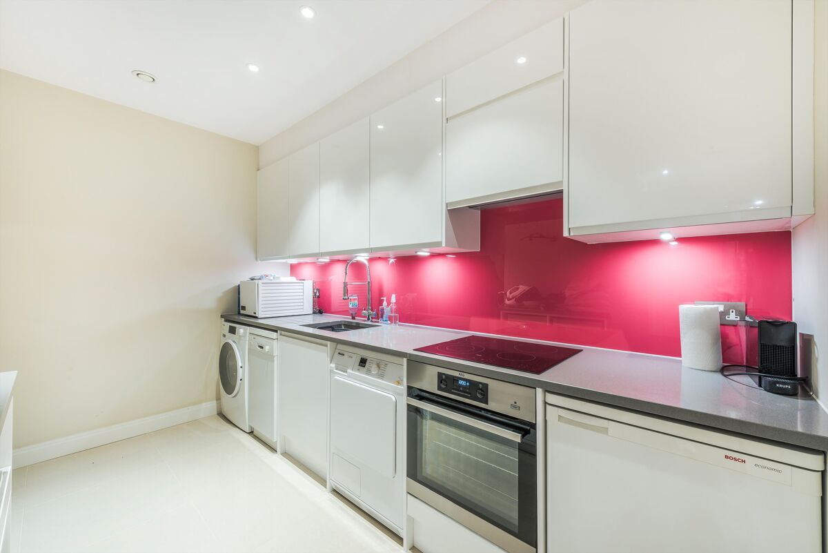 house for sale in Fulham Park Road, Fulham, SW6 FLH012125851 Knight