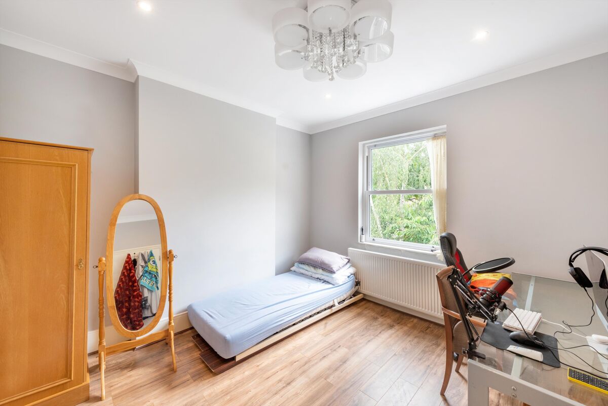 house for sale in Halford Road, Fulham, SW6 FLH012129868 Knight Frank