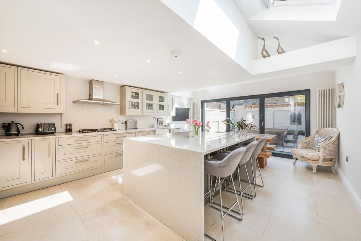 house for sale in Alderville Road, Fulham, SW6 FLH012159012 Knight