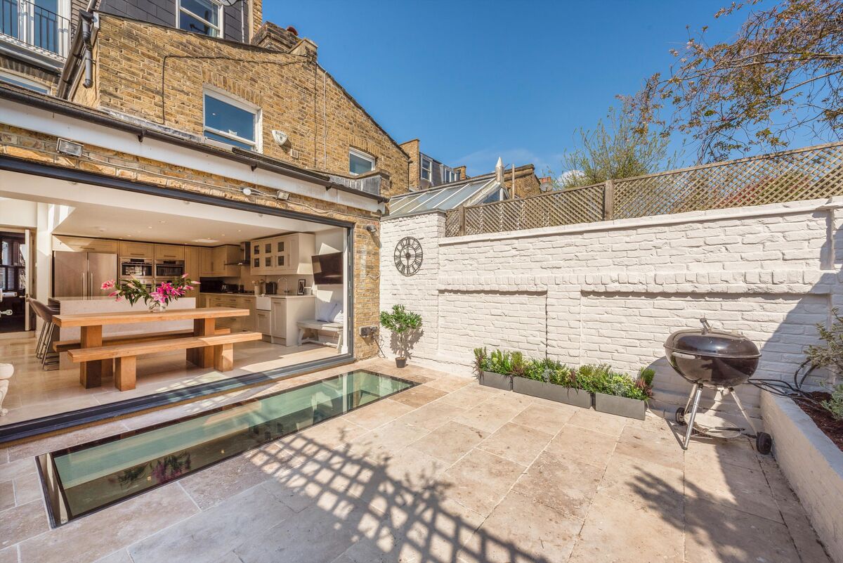 house for sale in Alderville Road, Fulham, SW6 FLH012159012 Knight