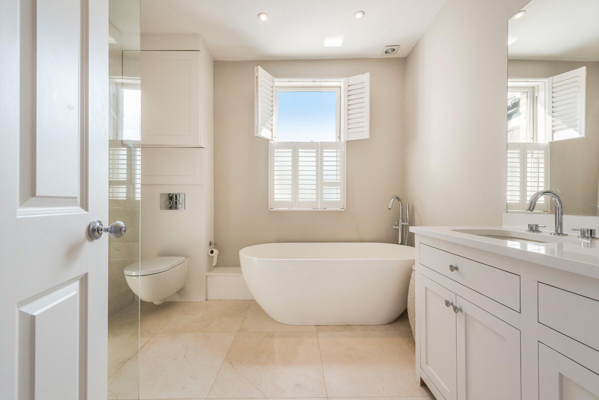 house for sale in Alderville Road, Fulham, SW6 FLH012159012 Knight