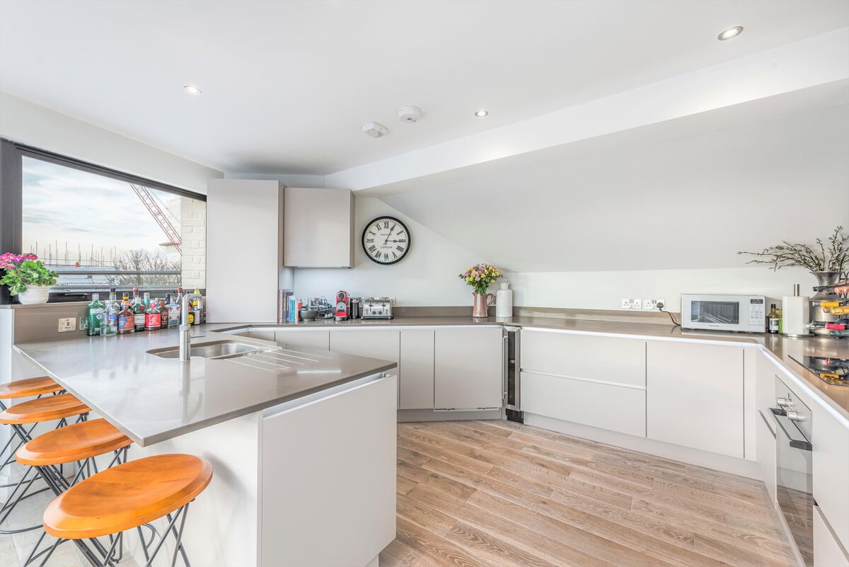 flat for sale in Dawes Road, Fulham, SW6 FLH012169835 Knight Frank