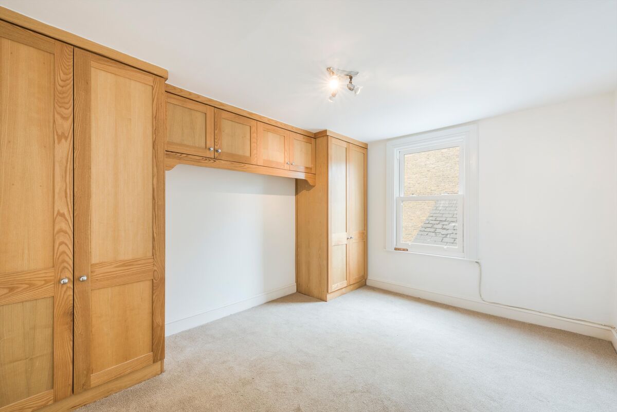 flat for sale in New Kings Road, Fulham, SW6 FLH012174750 Knight Frank