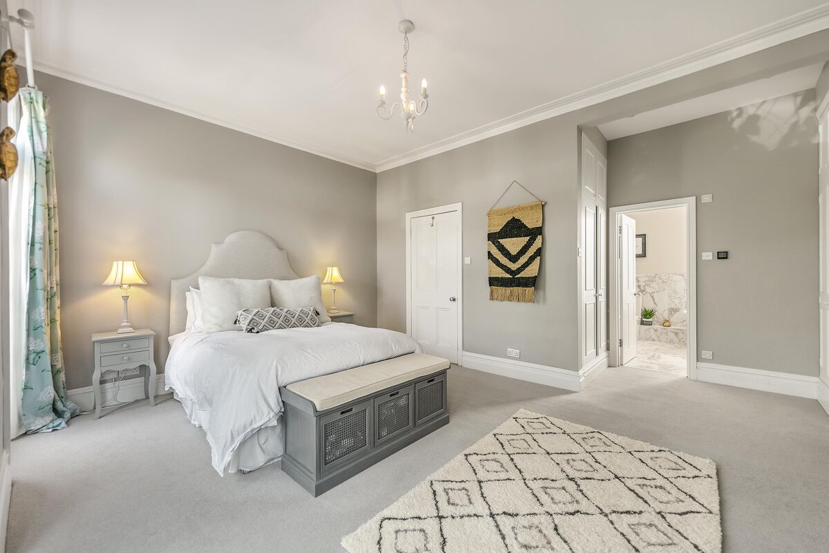 house for sale in Ringmer Avenue, Fulham, London, SW6 FLH012187356