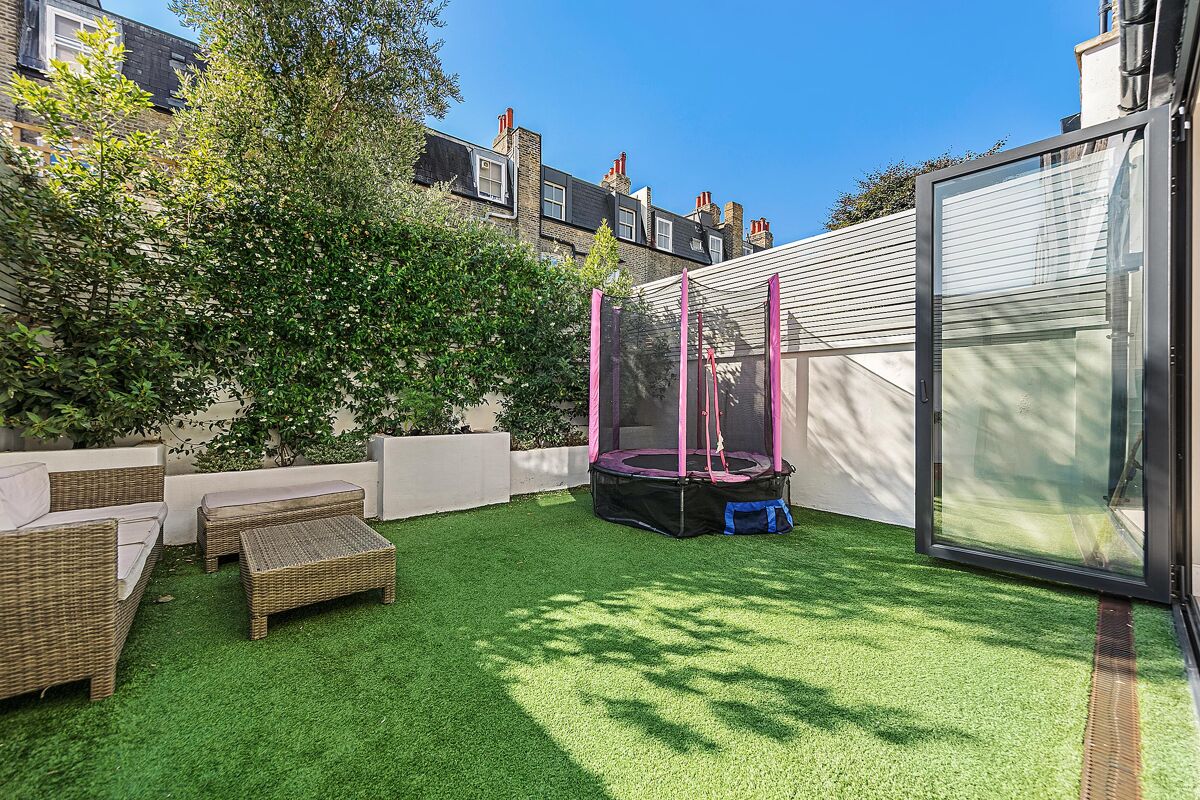 house for sale in Ringmer Avenue, Fulham, London, SW6 FLH012187356