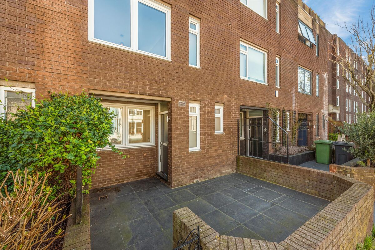 house for sale in Holyport Road, Fulham, SW6 FLH012191218 Knight Frank