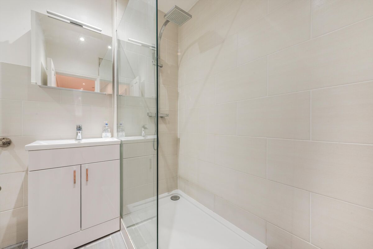 flat for sale in Fulham High Street, Fulham, SW6 FLH012191778