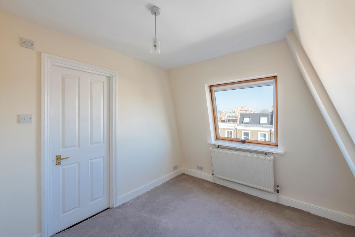 flat for sale in Harwood Road, Fulham, SW6 FLH012199693 Knight Frank