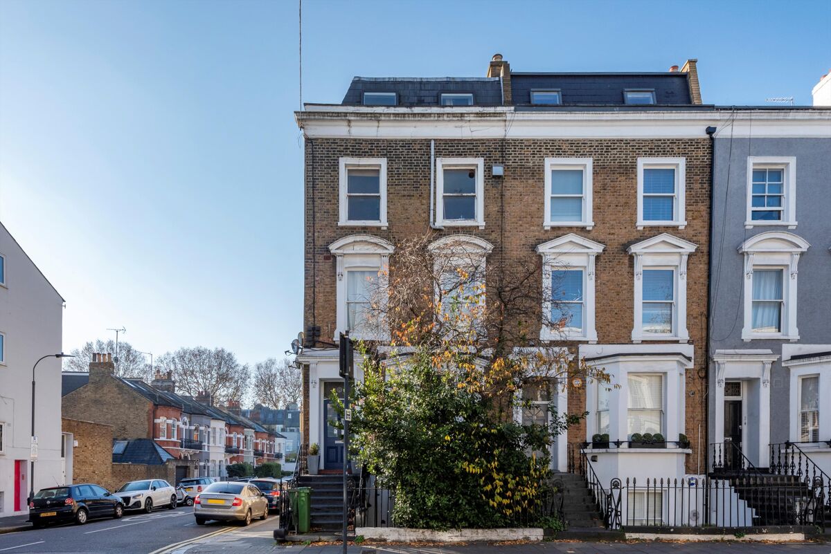 flat for sale in Harwood Road, Fulham, SW6 FLH012199693 Knight Frank