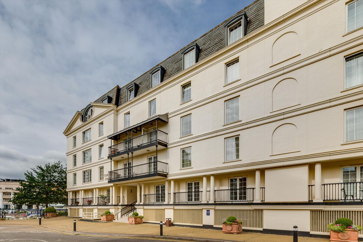 apartment for sale in Carlyle Court, Chelsea Harbour, London, SW10
