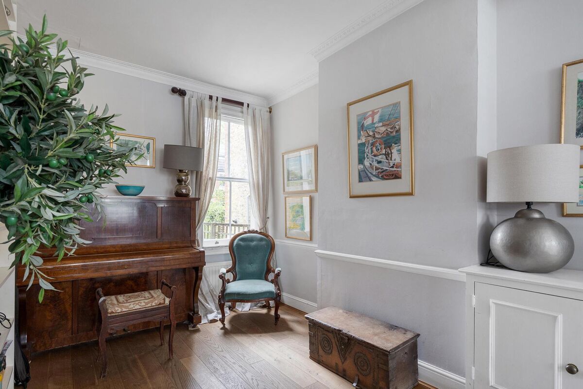 5 bedroom house for sale in Cranbury Road, London SW6 Knight Frank