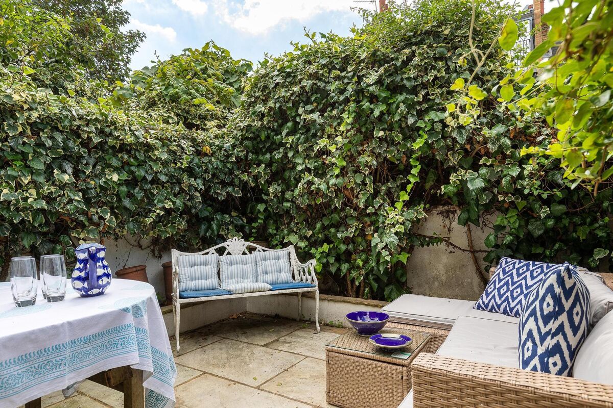 5 bedroom house for sale in Cranbury Road, London SW6 Knight Frank