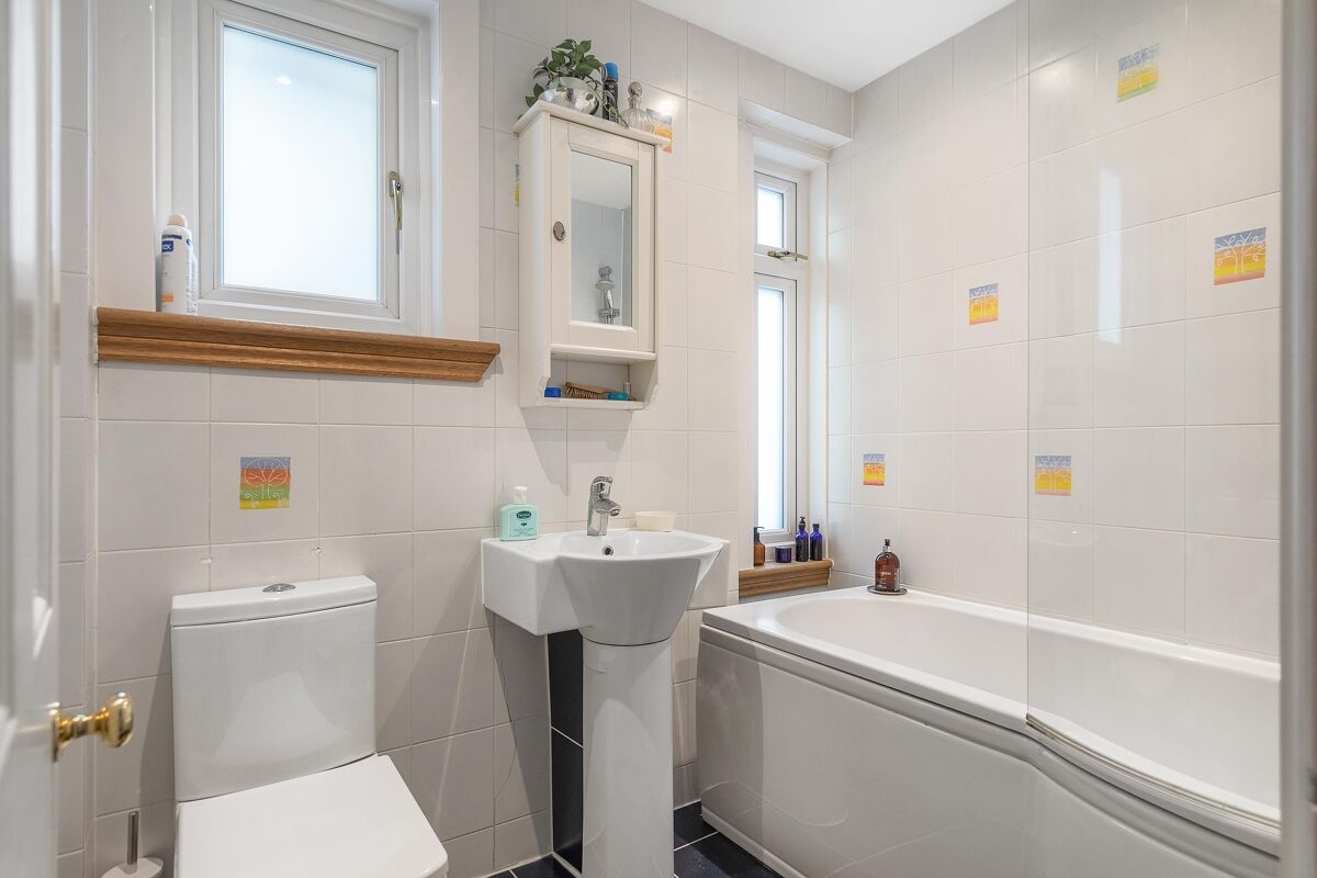 house for sale in Harbledown Road, London, SW6 FLH012327561 Knight