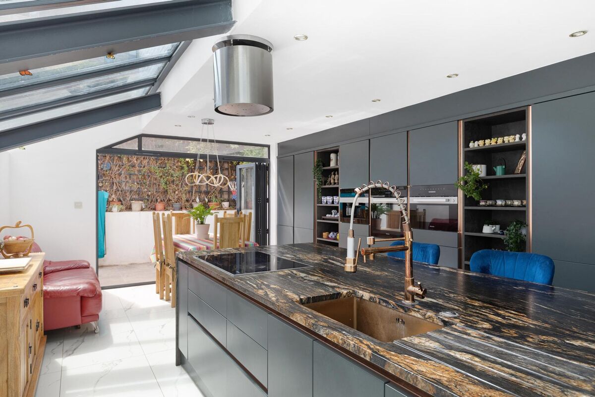 house for sale in Burnthwaite Road, London, SW6 FLH012340894 Knight