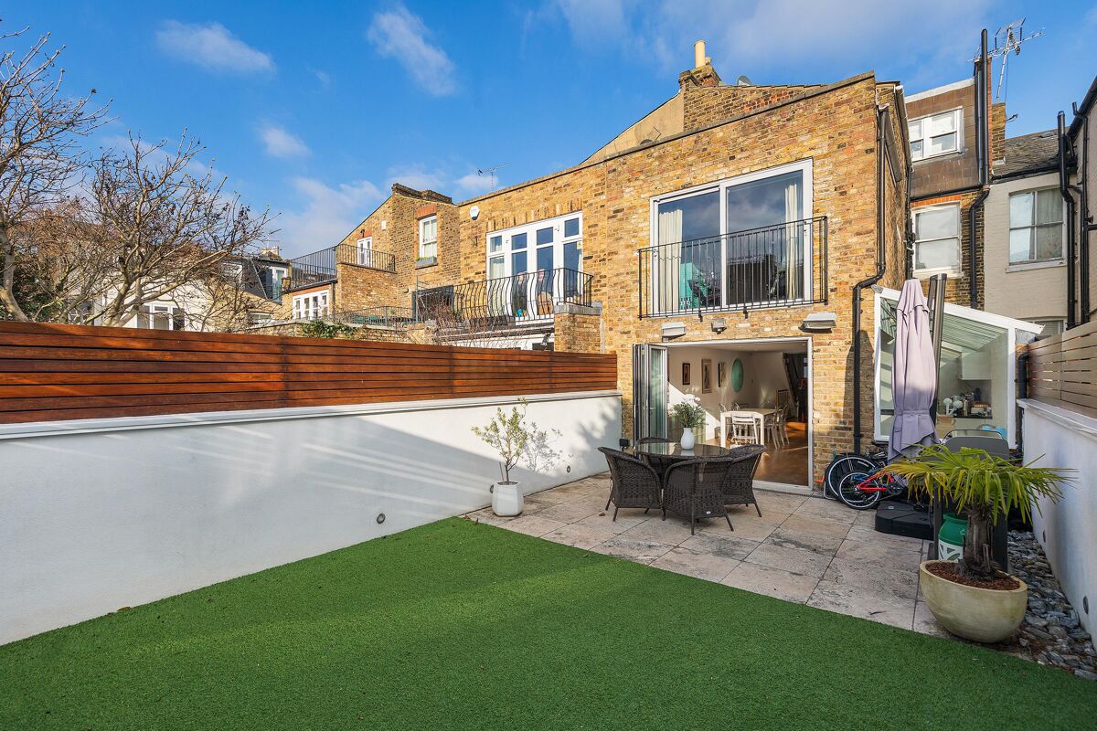 house for sale in Irene Road, Fulham, London, SW6 FLH012357797