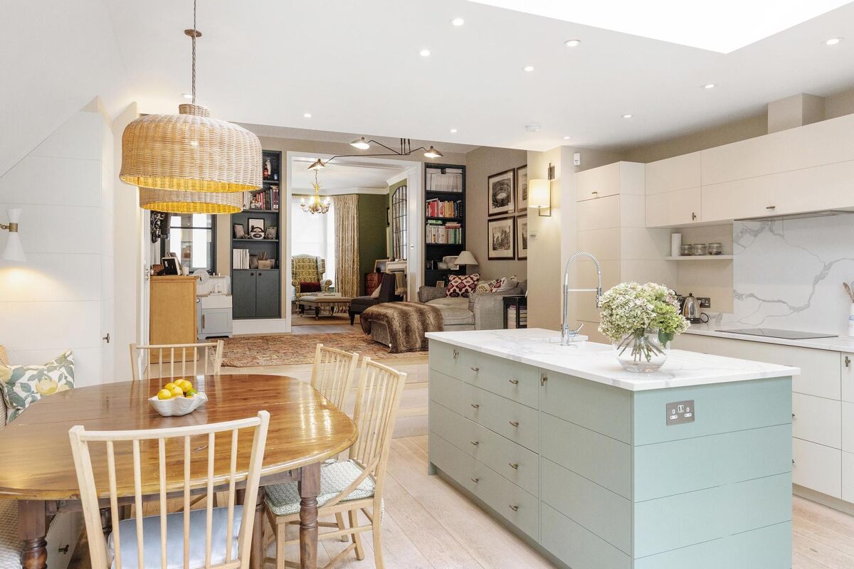 house for sale in Lillie Road, London, SW6 flh012427098 Knight Frank