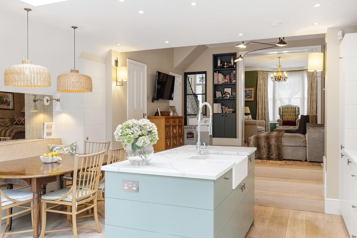 house for sale in Lillie Road, London, SW6 flh012427098 Knight Frank