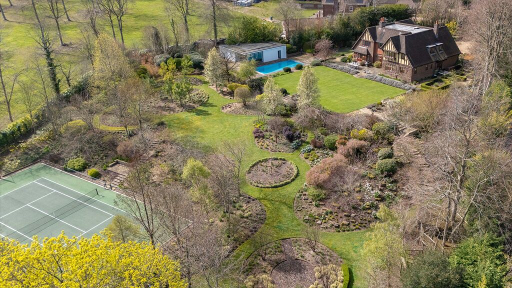 Image of The Warren, East Horsley, Leatherhead, Surrey KT24