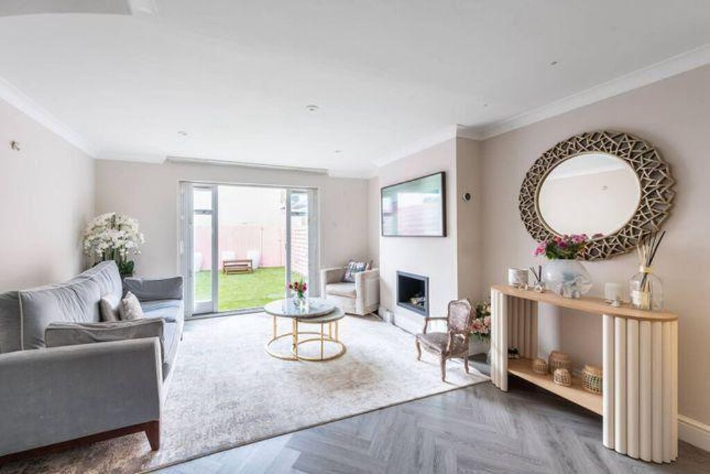 Image of Hurlingham Square, Peterborough Road, London, SW6
