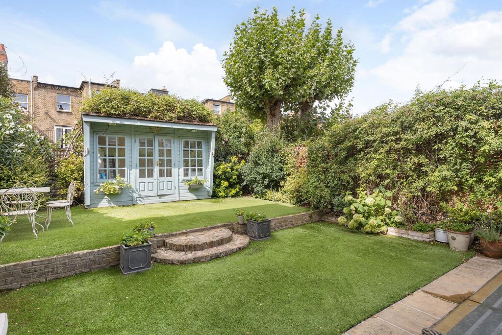 Image of Fulham Park Gardens, London, SW6