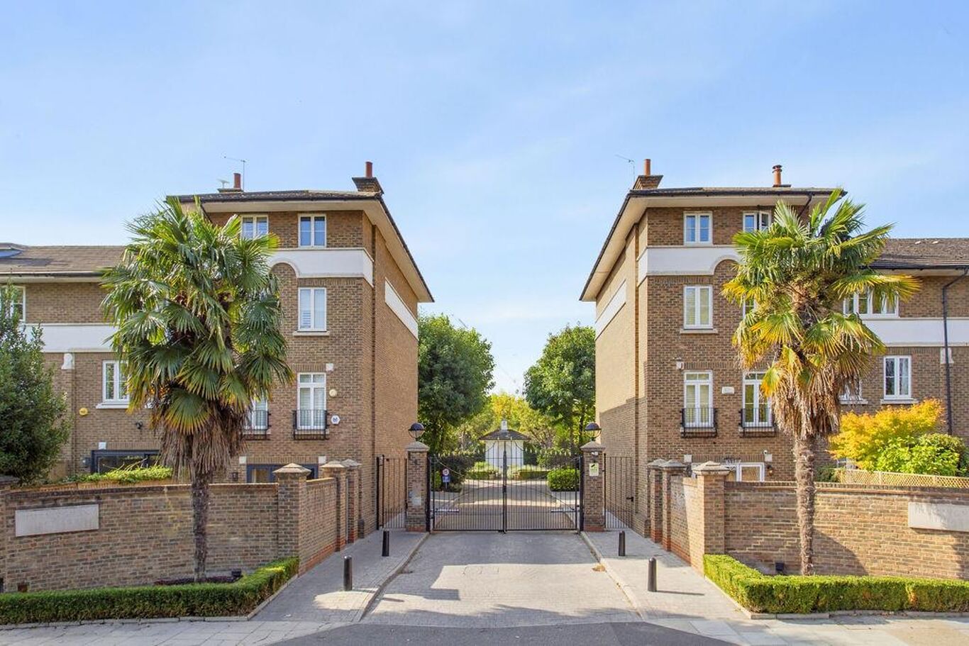 Image of Hurlingham Square, Peterborough Road, London SW6