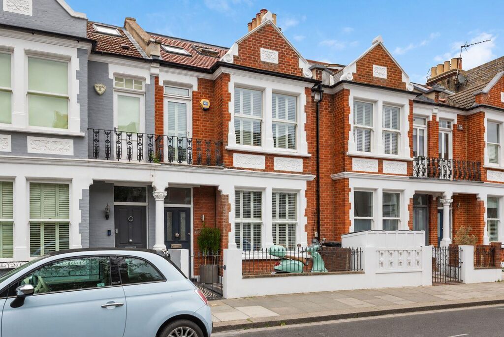 Image of Gowan Avenue, London SW6