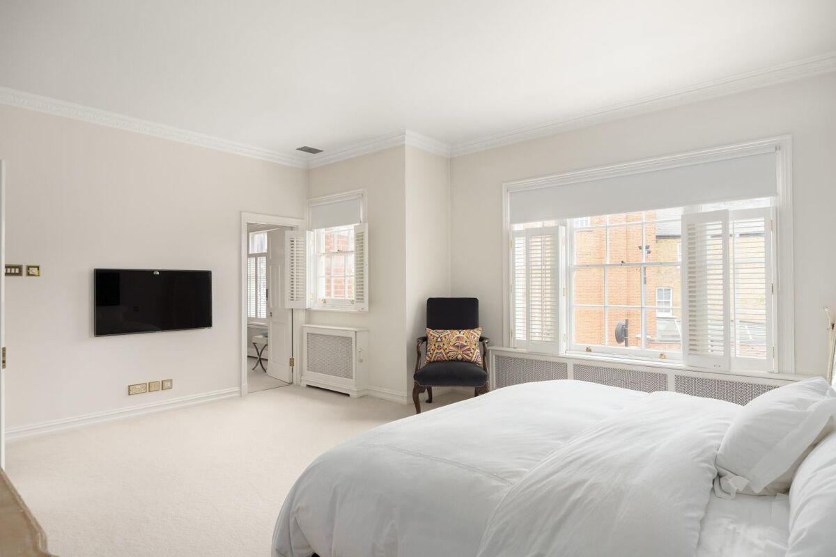 house for sale in Ryecroft Street, Fulham, London, SW6 FLH150125