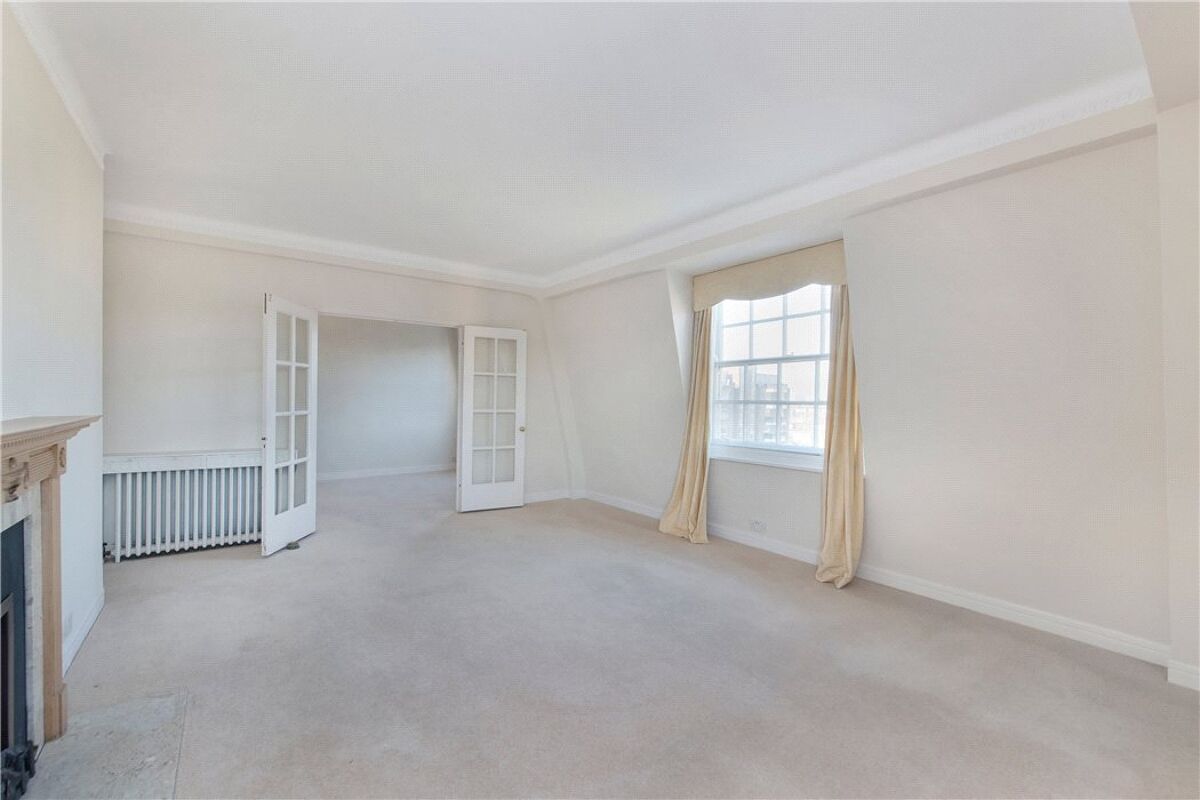 flat for sale in Rivermead Court, Ranelagh Gardens, Fulham, London, SW6