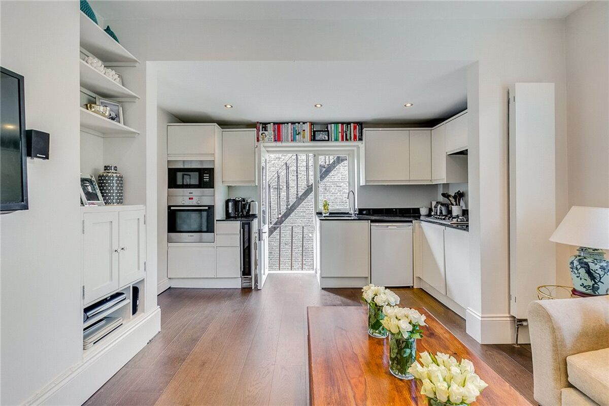 flat for sale in Wandsworth Bridge Road, London, SW6 FLH170048