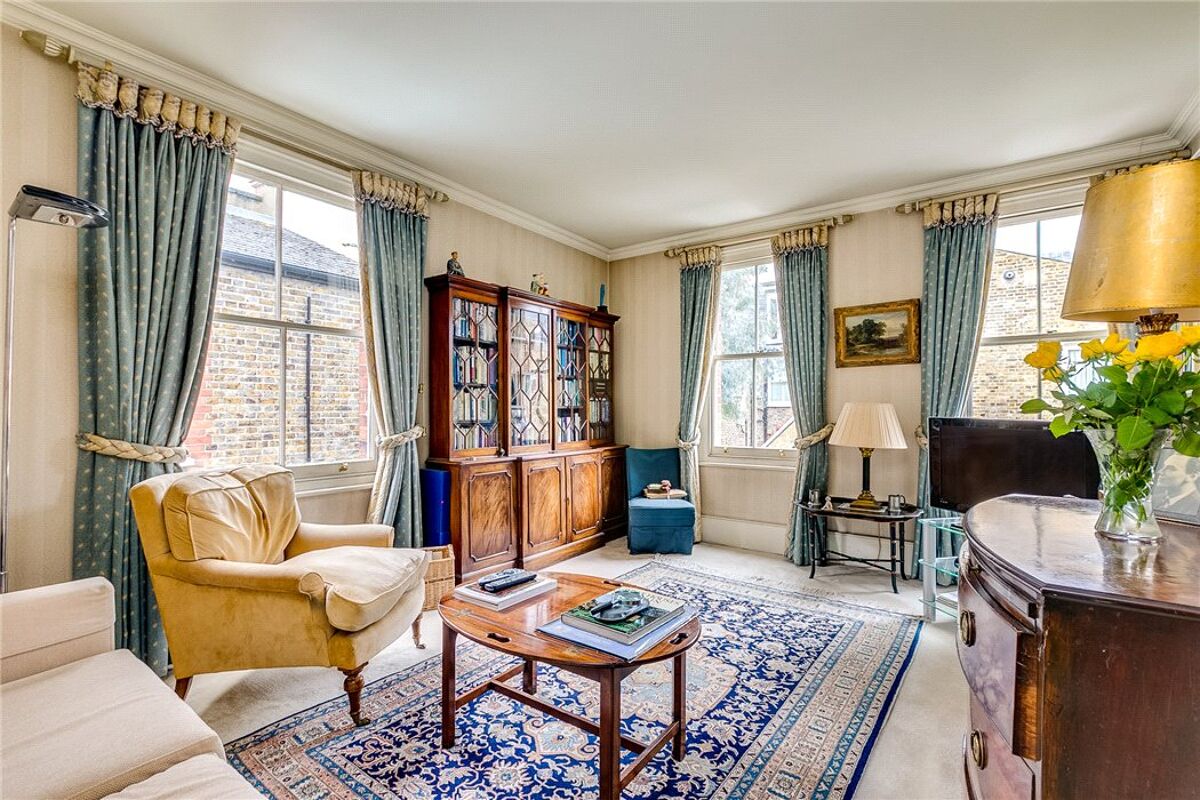 house for sale in Chipstead Street, Peterborough Estate, Parsons Green