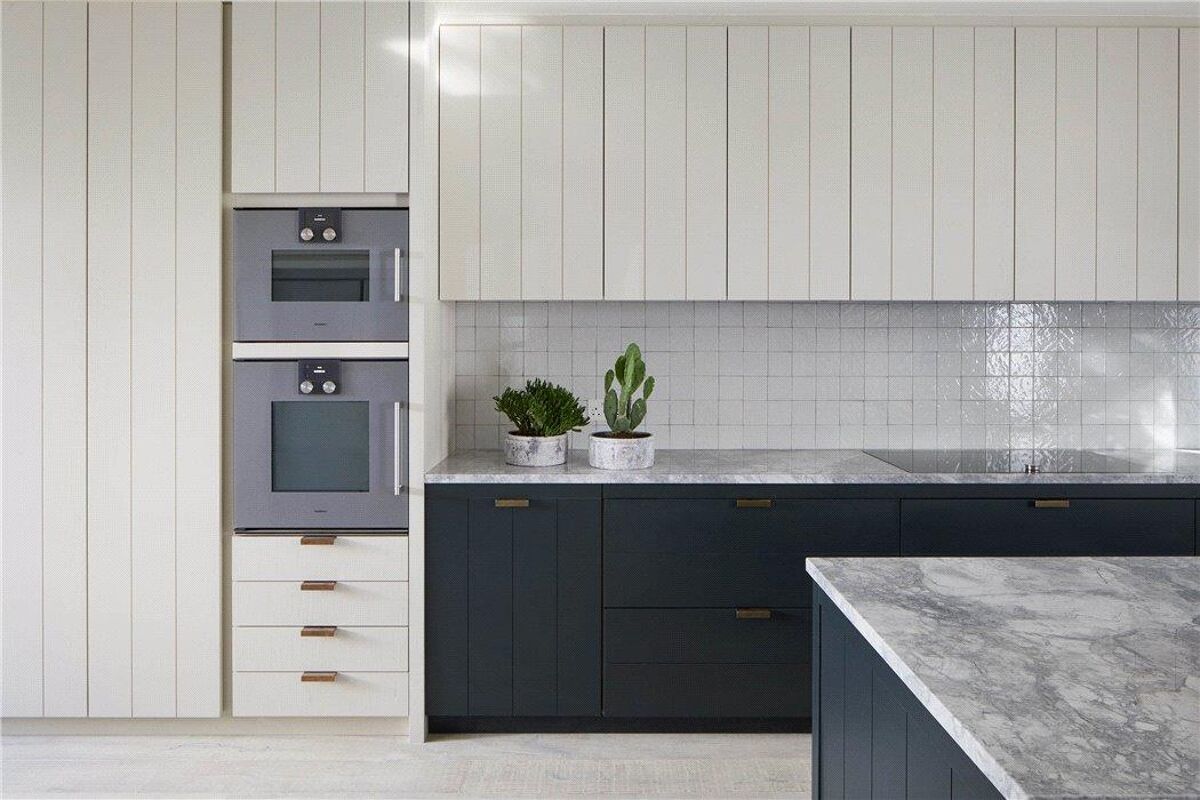 house for sale in Walham Grove, Fulham, London, SW6 FLH180113 Knight Frank